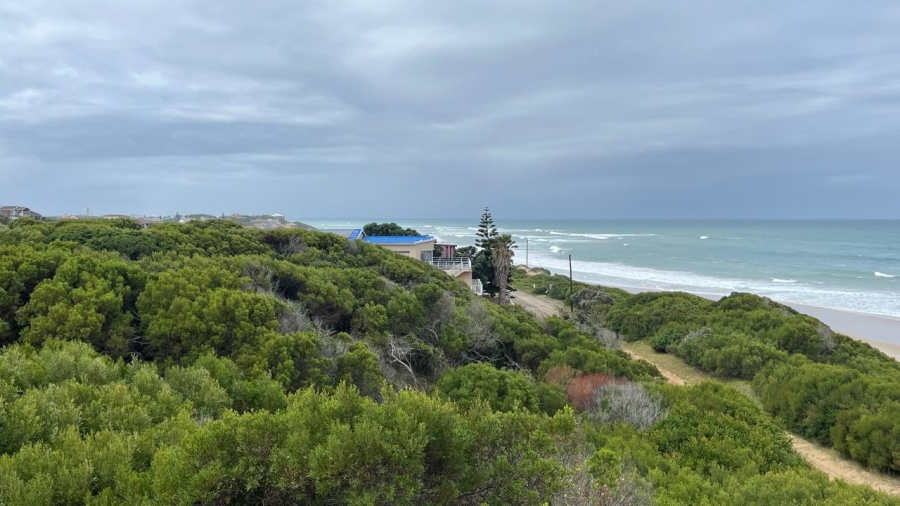Commercial Property for Sale in Paradise Beach Eastern Cape